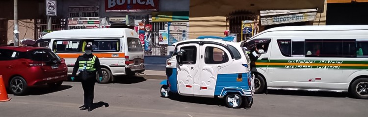 Transporte em Puno, no Peru